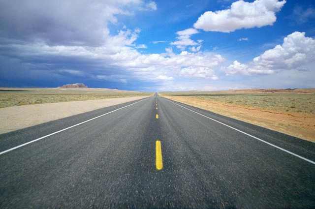 افتتاح مشروعات جديدة للطرق بتكلفة 900 مليون جنيه 