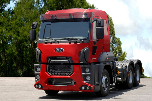 فورد تقتحم قطاع النقل وتطلق 4 طرازات جديدة في مصر 