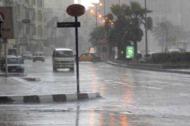 الأمطار تتسبب في 5 حوادث اليوم علي طرق مختلفة بالقاهرة والجيزة 