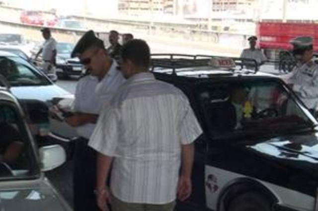 ضبط 32 سائق سيارات و13 سائق أتوبيس مدرسي تحت تأثير المخدرات