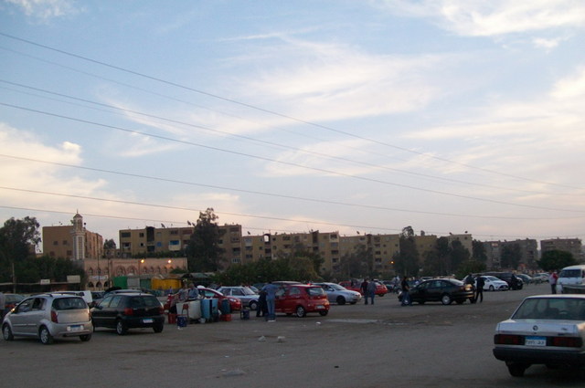 خاص هتلاقي : تجار يؤكدون أن أسعار البنزين جعلت أعداد السيارات أقل في سوق المستعمل