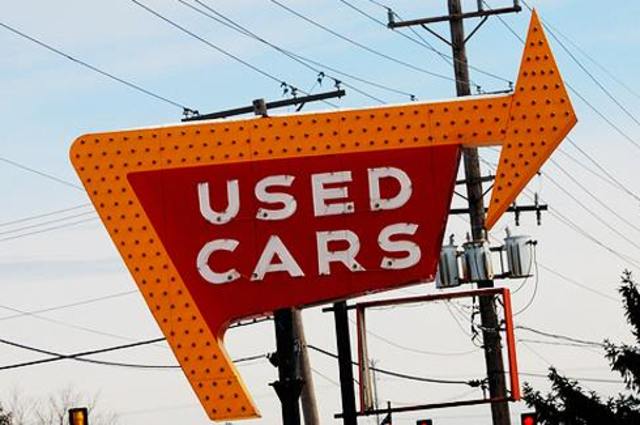 عند شراء سيارة مستعملة . . لا ترتكب هذه الأخطاء !! (1)