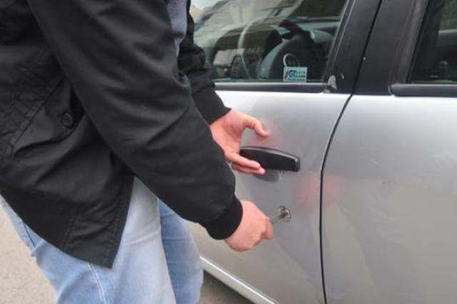 وقوع أخطر تشكيل عصابي لسرقة السيارات بعد 21 عملية سرقة 