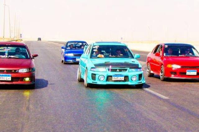 بالصور : أجمل السيارات في تجمع ميتسوبيشي لانسر كريستالة