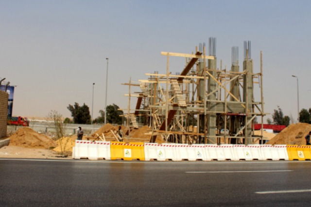 انتهاء ساعات غلق بطيء الدائري لتأسيس كوبري مشاة كايروفستيفال سيتي