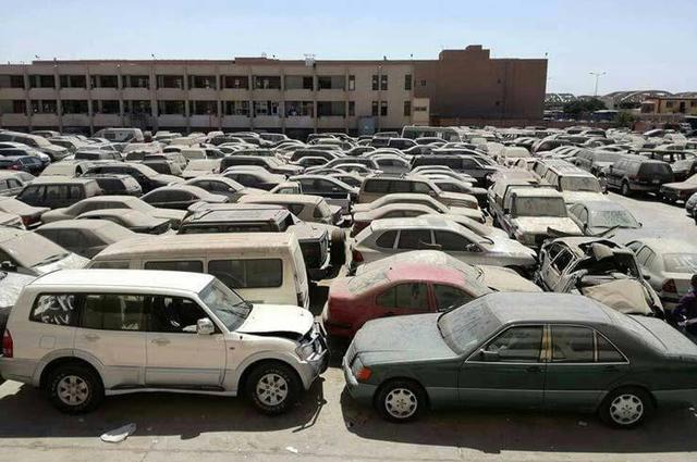 سيارات مرسيدس وجاجوار وBMW وكرايسلر في مزاد جمرك نويبع والاسكندرية