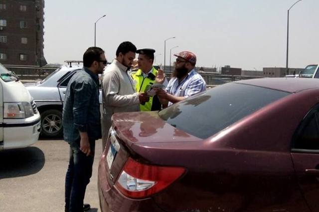 حملات على الطرق السريعة للتوعية من عوادم السيارات