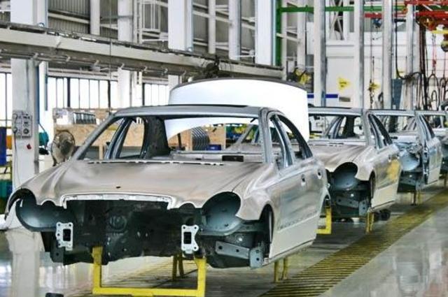 مصنع جديد سينتج أول سيارة في مصر أرخص 50% من أي سيارة أخرى