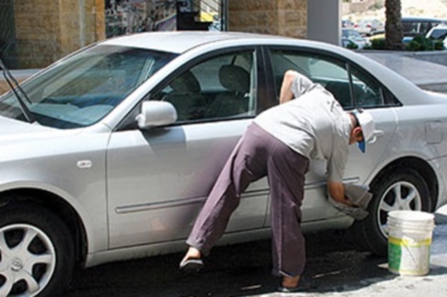 غسيل السيارات في الشارع يقود لاعدام 11 شخص في مصر القديمة 